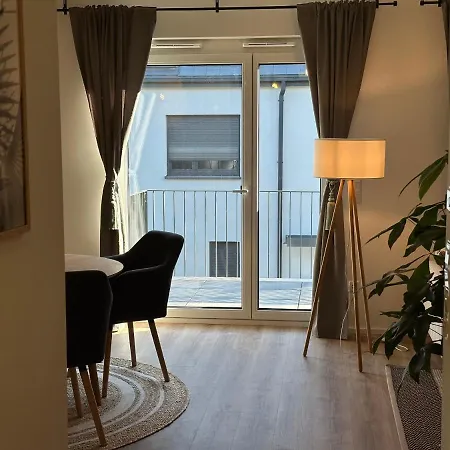 Daire Ferienwohnung-parkplatz-balkon-kueche-smarttv-waschtrockner