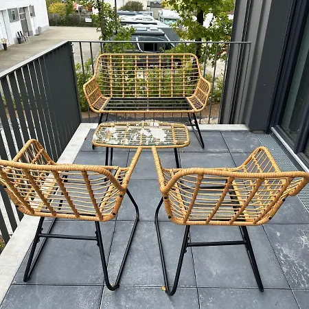 Ferienwohnung-parkplatz-balkon-kueche-aufzug-smarttv-waschtrockner Apartment