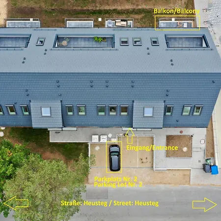 Ferienwohnung-parkplatz-balkon-kueche-aufzug-smarttv-waschtrockner Apartment Erlangen