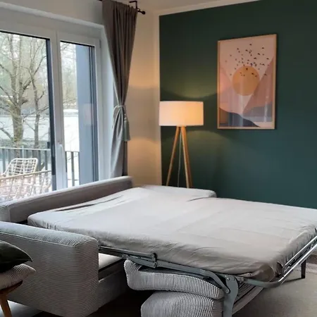 Daire Ferienwohnung-parkplatz-balkon-kueche-smarttv-waschtrockner *